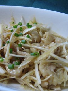 簡単激安!材料2つ!鶏皮でピリ辛おつまみ-レシピのメイン写真