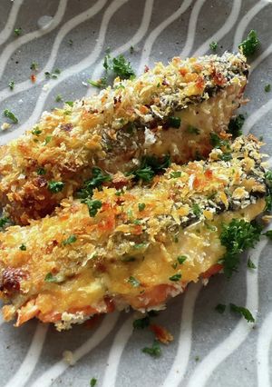 m秋鮭(生鮭)のガーリックマヨパン粉焼き-レシピのメイン写真