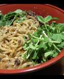花椒でピリッと辛い！本格「汁なし坦々麺」