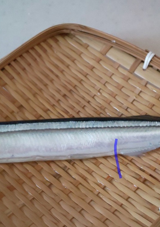 簡単に除去♪秋刀魚の簡単な内蔵の取り方♪-レシピのメイン写真