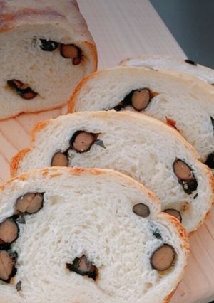 ふわふわ黒豆パン-レシピのメイン写真