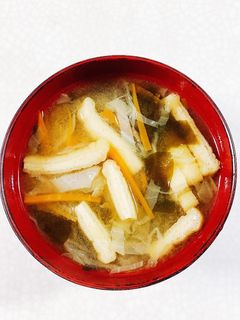 キャベツとにんじんのみそ汁-レシピのメイン写真