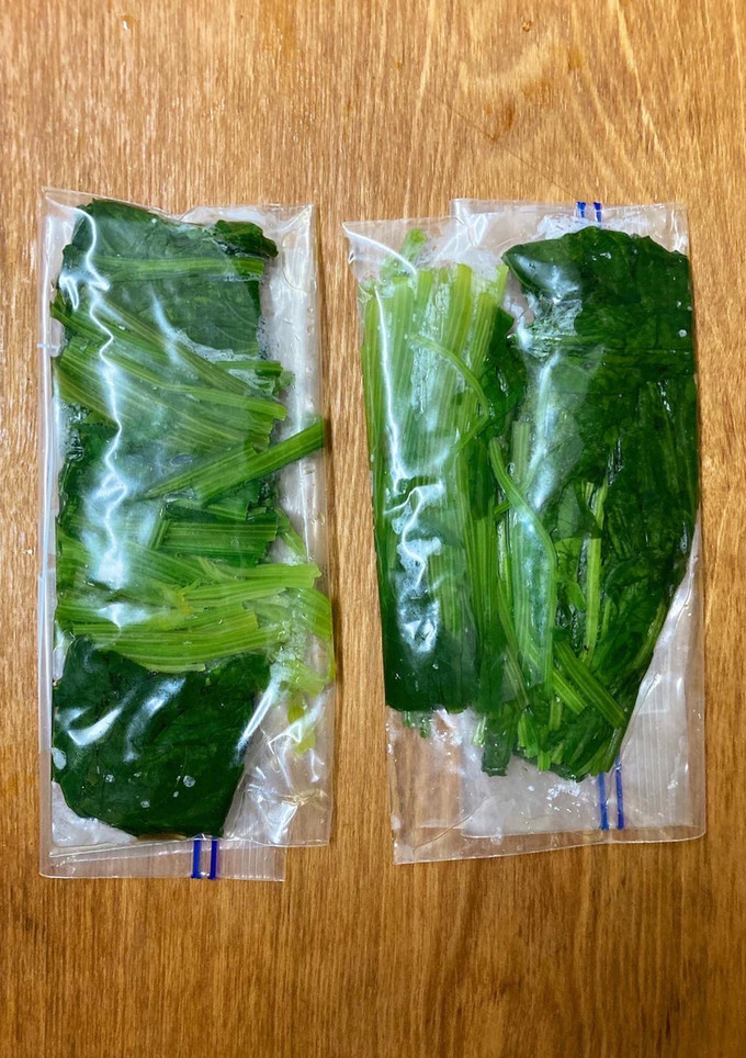 ずぼら☆冷凍保存用の茹でほうれん草-レシピのメイン写真