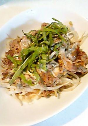 牛もやしレンジ蒸し梅しそマヨ風味-レシピのメイン写真