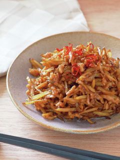 5分で簡単☆ごぼうとひき肉の甘辛炒め-レシピのメイン写真