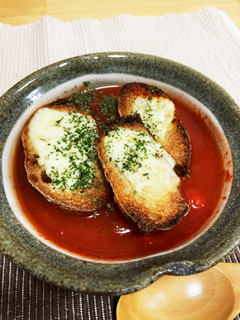簡単!余ったバゲット入りトマトスープ-レシピのメイン写真