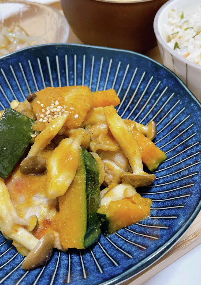 鶏ももとかぼちゃのごま味噌炒め-レシピのメイン写真