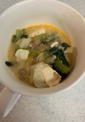 小松菜と崩し豆腐の坦々風胡麻味噌スープ-レシピのメイン写真