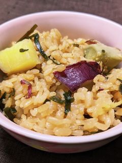 さつまいもと塩昆布の炊き込みご飯-レシピのメイン写真