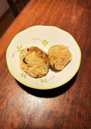 三つ葉とあさりの生姜醤油炊き込みおにぎり-レシピのメイン写真