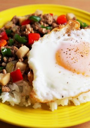 れんこんと豚ひき肉のガパオライス風-レシピのメイン写真