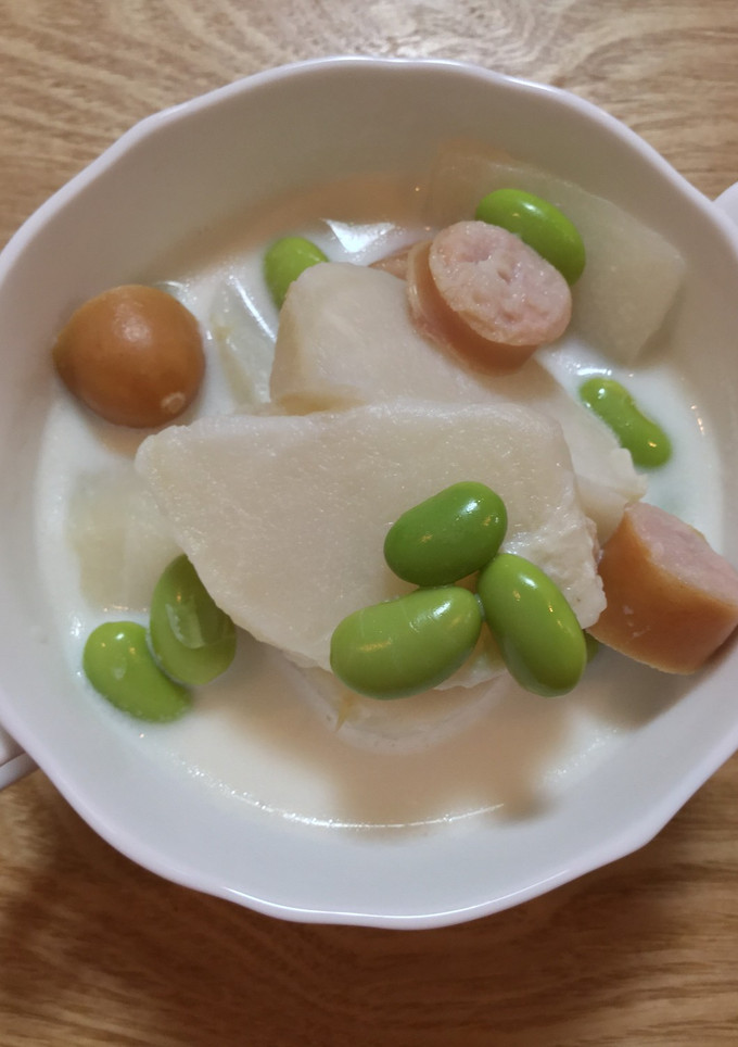 かぶと枝豆とソーセージの牛乳スープ-レシピのメイン写真