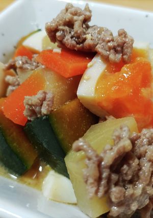 コロコロ野菜と茹で卵のひき肉にんにく煮-レシピのメイン写真