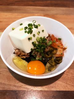 簡単で美味しくてお腹いっぱいになる豆腐丼-レシピのメイン写真