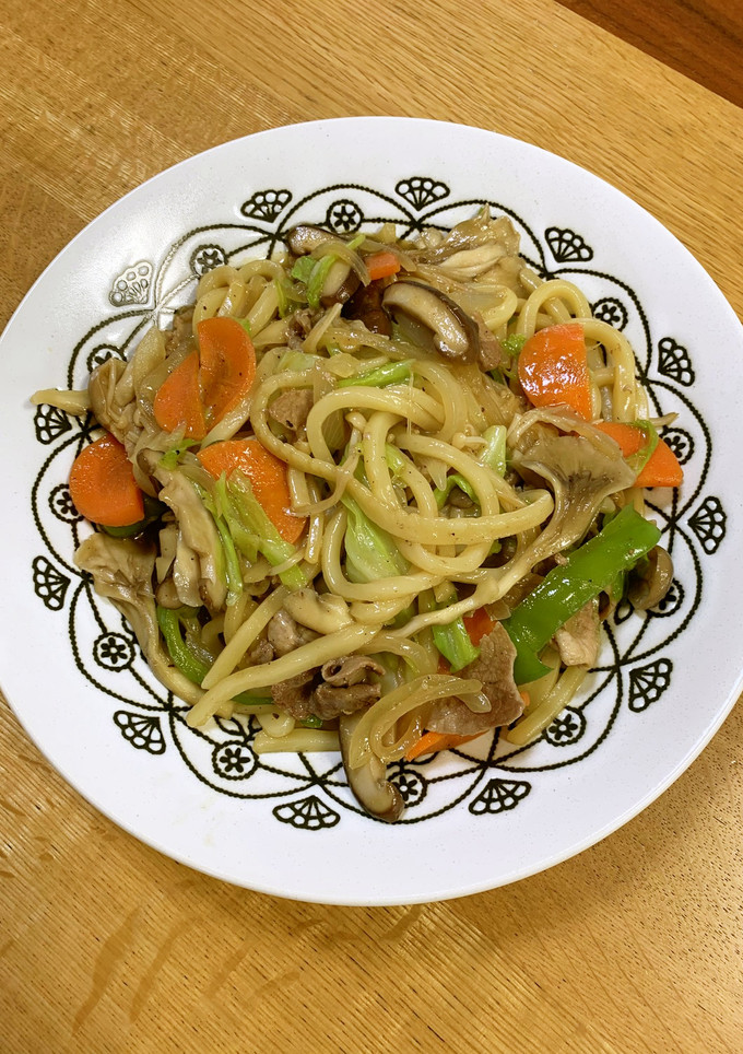 きのこたっぷり！具だくさん焼きうどん-レシピのメイン写真