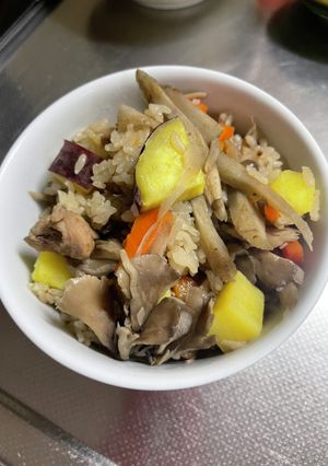 秋の五目炊き込みご飯-レシピのメイン写真