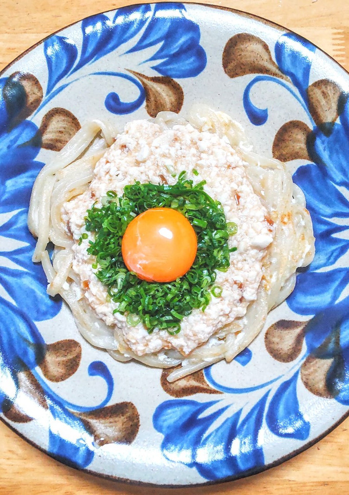豆腐と冷凍の山芋とろろソースで焼きうどん-レシピのメイン写真