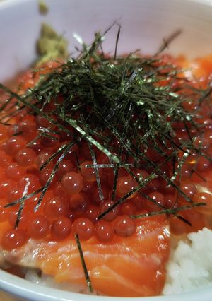 海鮮親子漬丼（筋子からのイクラ醤油漬）-レシピのメイン写真
