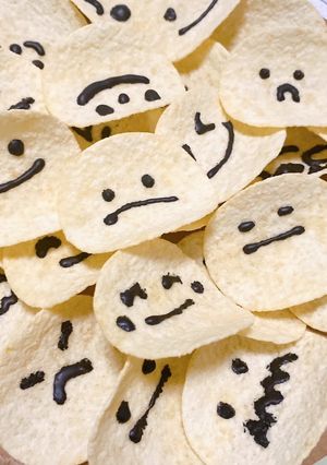 【ハロウィンに】お絵描きチップス-レシピのメイン写真