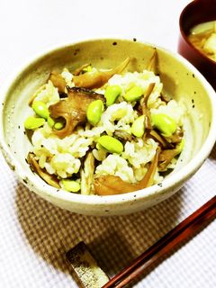 舞茸と枝豆の混ぜご飯-レシピのメイン写真