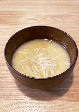 子供大好き♪えのきと卵のお味噌汁-レシピのメイン写真
