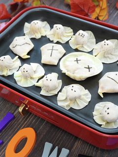 ☆★大人もEnjoy☆★ハロウィン餃子-レシピのメイン写真