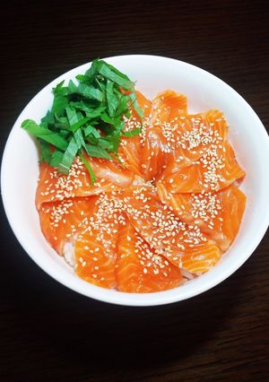 簡単☆サーモン漬け丼-レシピのメイン写真