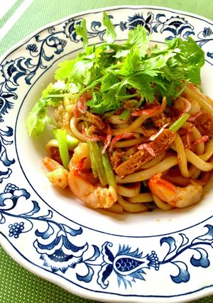 フライパンで簡単！アレンジ焼きうどん-レシピのメイン写真