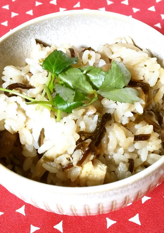 きのこと塩こんぶの炊き込みご飯-レシピのメイン写真