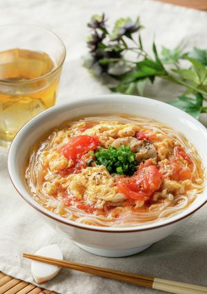 旨味たっぷり!トマたま汁ビーフン-レシピのメイン写真