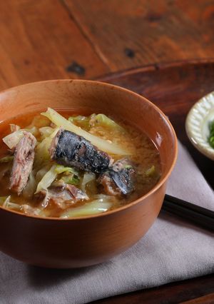 【農家の無骨メシ】鯖缶キャベツ味噌汁-レシピのメイン写真
