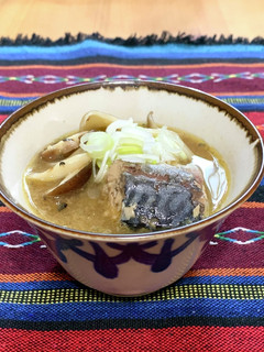 サバの水煮とキノコのお味噌汁-レシピのメイン写真