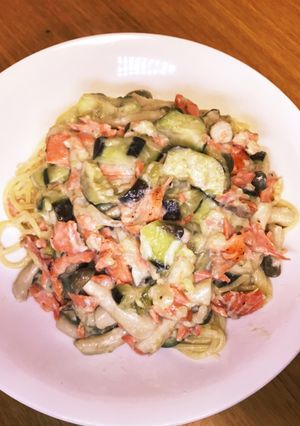 鮭と茄子としめじのクリームパスタ-レシピのメイン写真