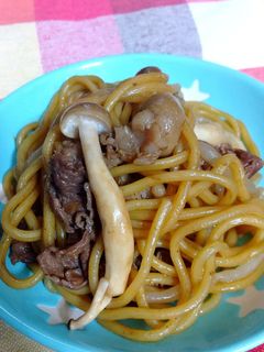 牛肉としめじの焼きそば-レシピのメイン写真