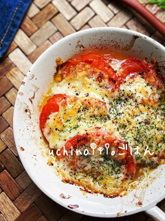 作業時間3分♪トマトとベーコンのグラタン-レシピのメイン写真
