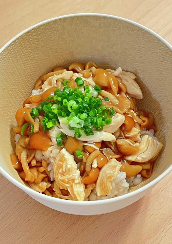 とろ〜り！ささみとなめこの丼ぶり-レシピのメイン写真