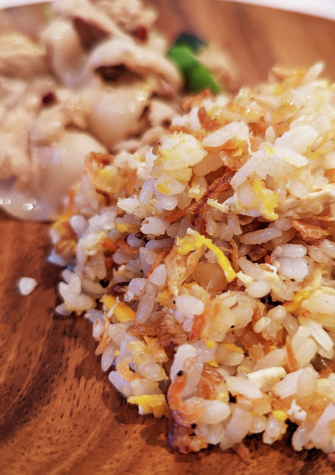簡単２品、エスニック豚炒めとエビ炒飯-レシピのメイン写真