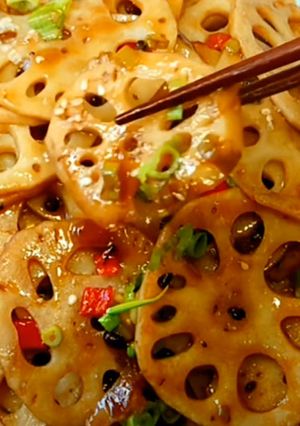 れんこんの甘酢炒め♡おうちで中華-レシピのメイン写真