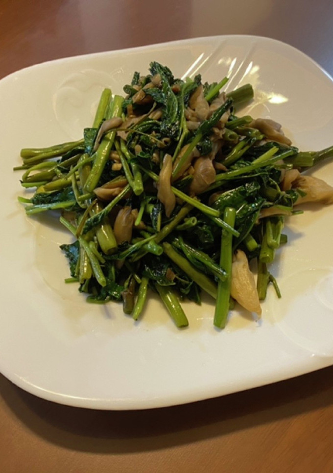 舞茸と空芯菜炒め-レシピのメイン写真