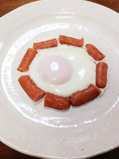 目玉焼きソーセージ-レシピのメイン写真