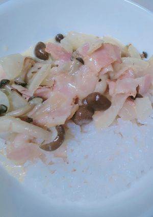 【洋風丼】カルボシチューごはん-レシピのメイン写真