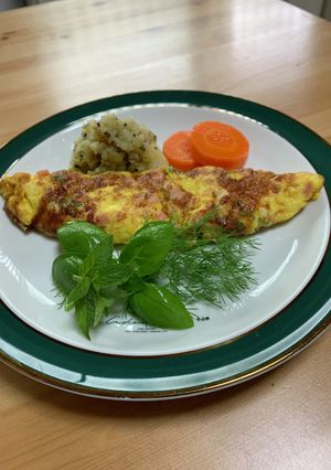 ハムとパセリのチーズオムレツ-レシピのメイン写真