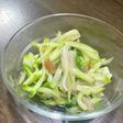 豚耳を使った大葉と梅和え