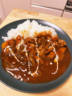 牛肉たっぷり!牛スネ肉のハッシュドビーフ-レシピのメイン写真