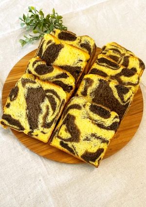 かぼちゃマーブルの食パン-レシピのメイン写真