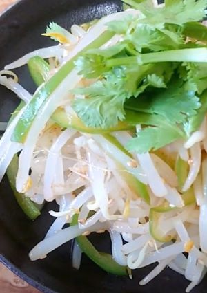 もやしの中華冷菜♡オイスターソースが秘訣-レシピのメイン写真