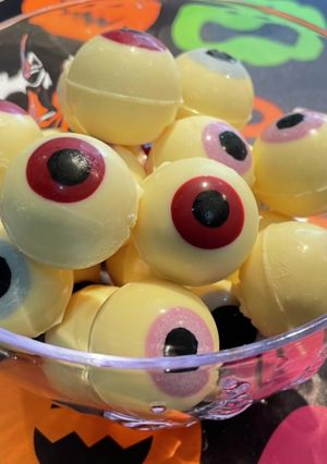 Halloween かわいい目玉チョコ-レシピのメイン写真