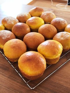 生地とあんのWかぼちゃで 米粉パン♪-レシピのメイン写真