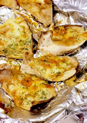椎茸のガーリックソースのチーズ焼き^^-レシピのメイン写真