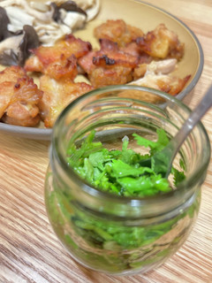 甘酸っぱ塩っぱい!簡単万能パクチーだれ-レシピのメイン写真